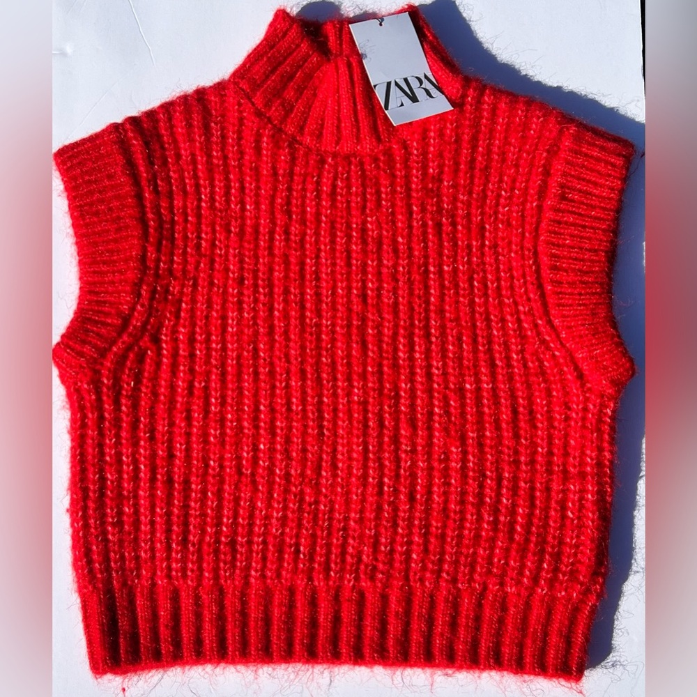 Zara poliéster & poliéster red vest.